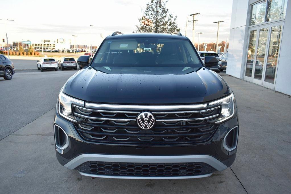 new 2025 Volkswagen Atlas car, priced at $47,109