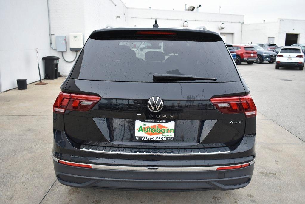 new 2024 Volkswagen Tiguan car, priced at $33,040