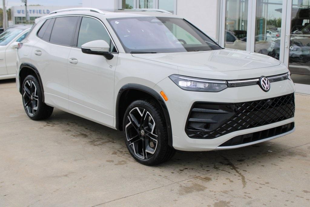 new 2025 Volkswagen Tiguan car, priced at $41,765
