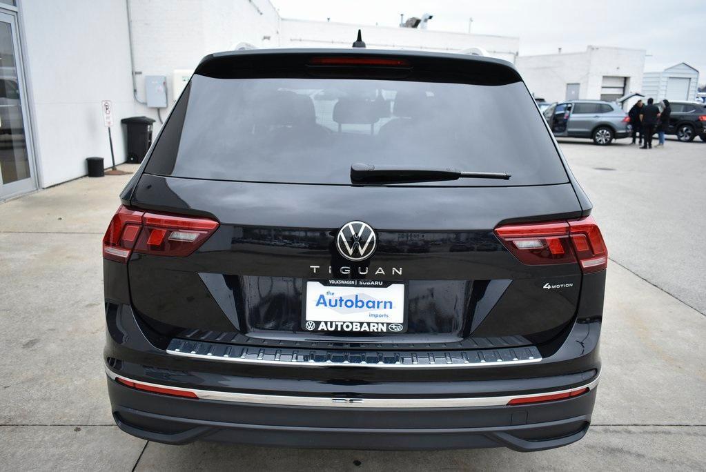 new 2024 Volkswagen Tiguan car, priced at $30,540