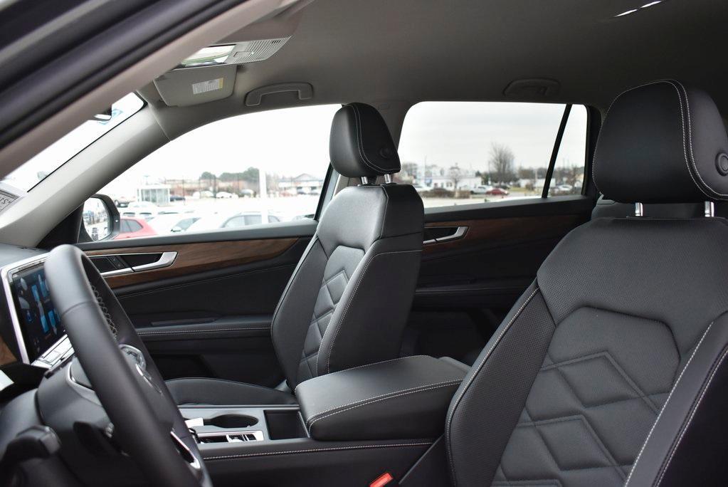 new 2025 Volkswagen Atlas car, priced at $38,341