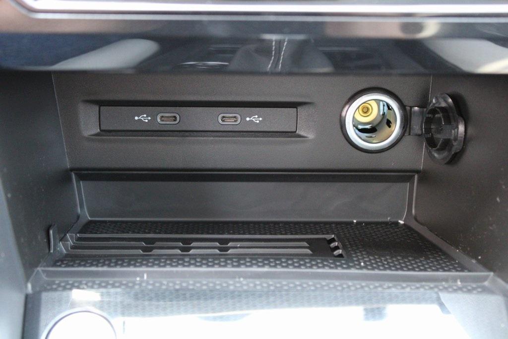 new 2025 Volkswagen Taos car, priced at $32,174