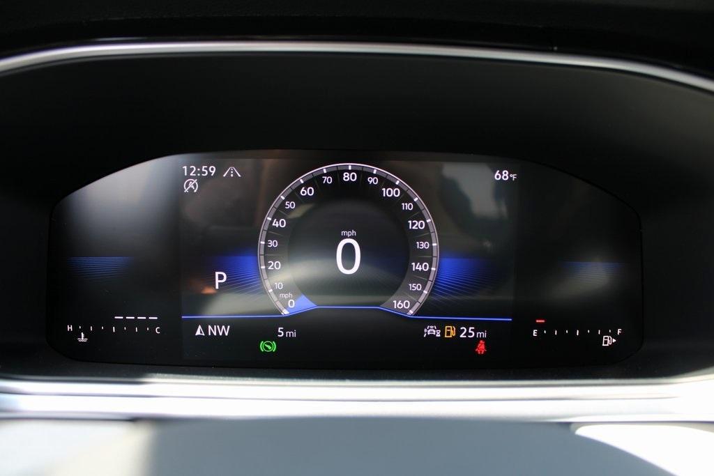 new 2025 Volkswagen Taos car, priced at $32,174