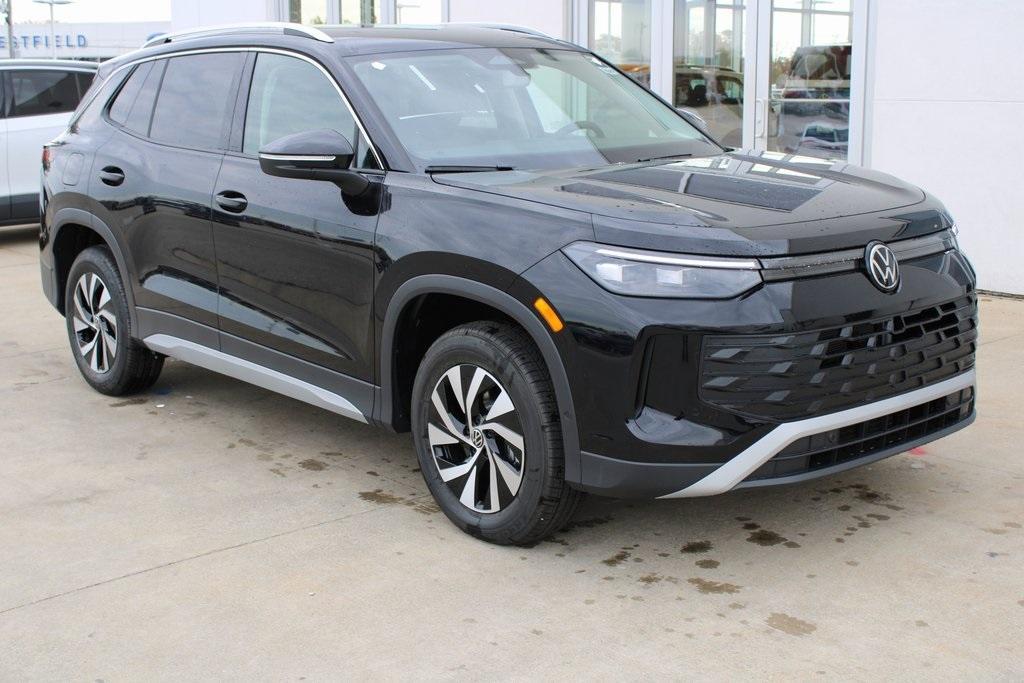 new 2025 Volkswagen Tiguan car, priced at $32,398