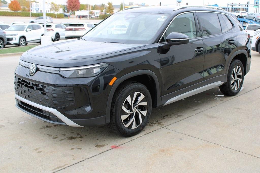new 2025 Volkswagen Tiguan car, priced at $31,398