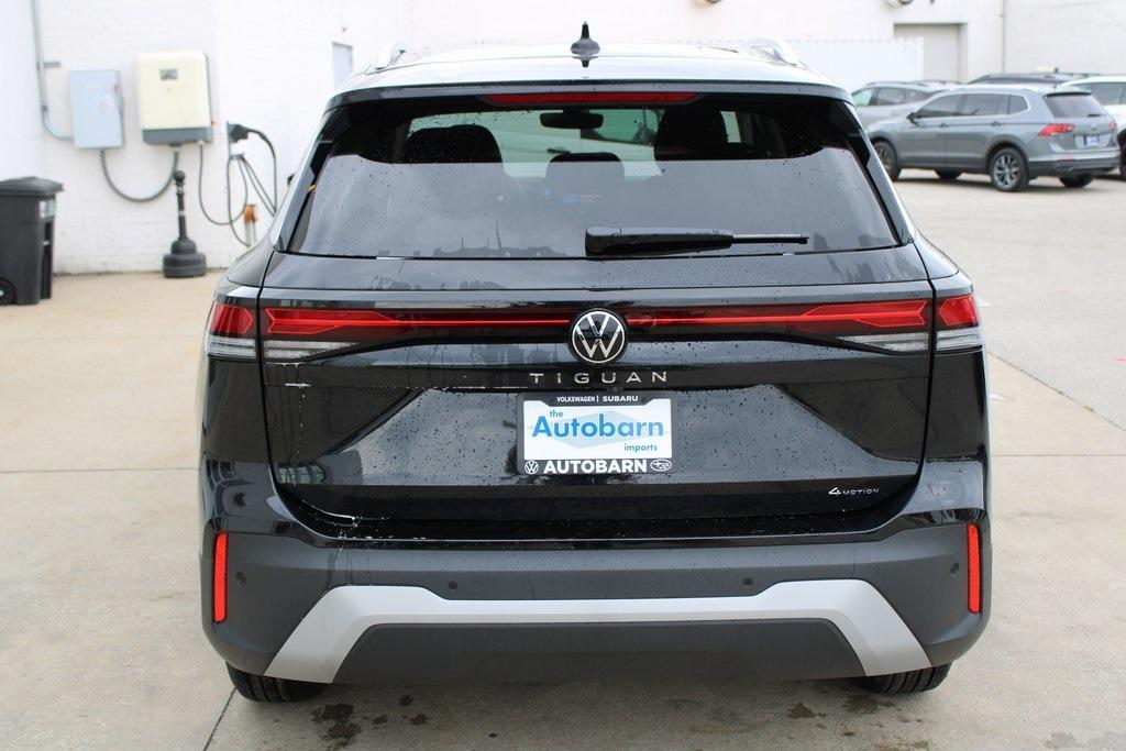 new 2025 Volkswagen Tiguan car, priced at $31,398