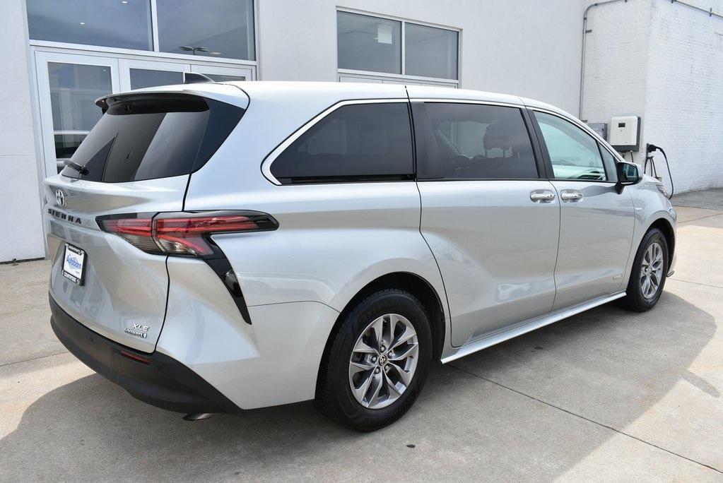 used 2021 Toyota Sienna car, priced at $37,958