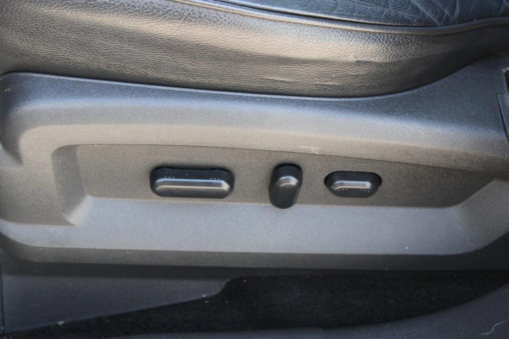 used 2013 Lincoln MKX car, priced at $9,999
