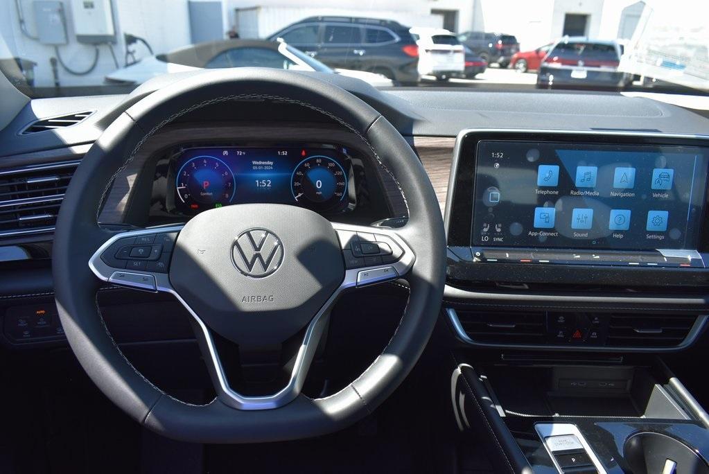 new 2024 Volkswagen Atlas car, priced at $46,661