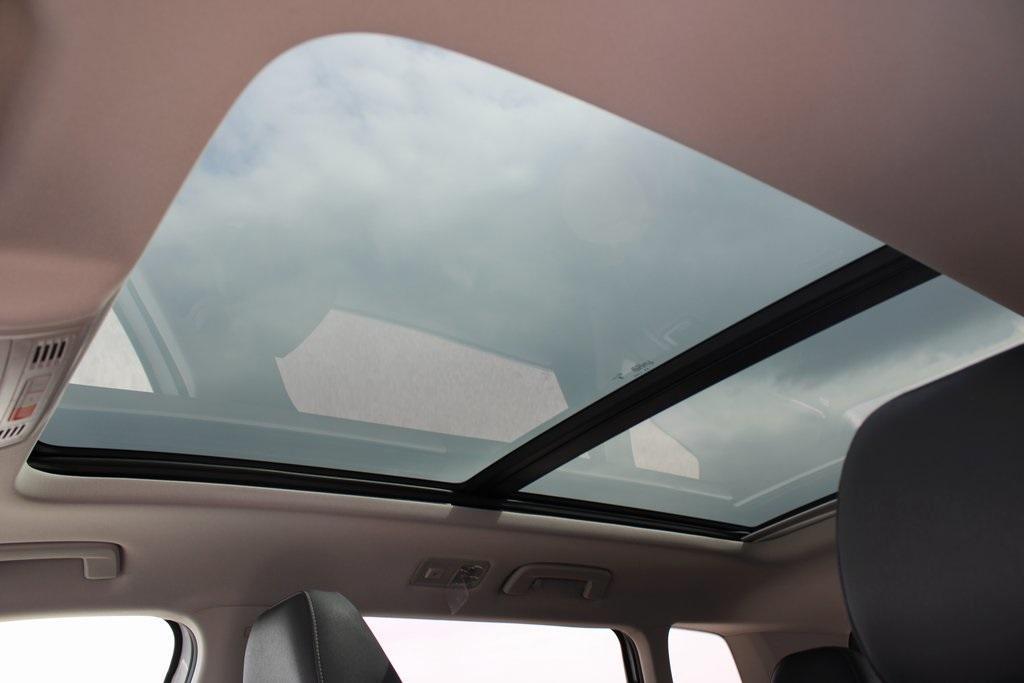 new 2025 Volkswagen Taos car, priced at $33,321