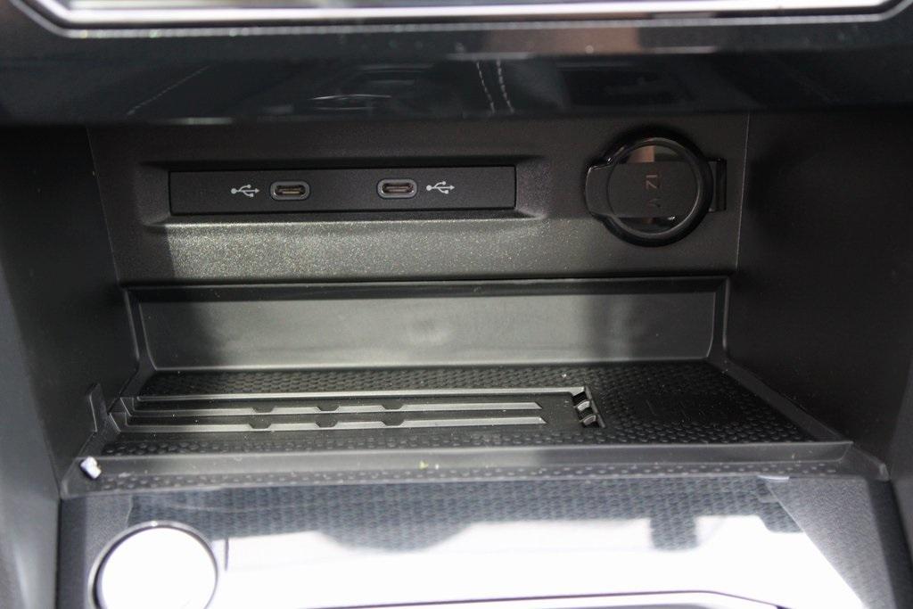 new 2025 Volkswagen Taos car, priced at $33,321