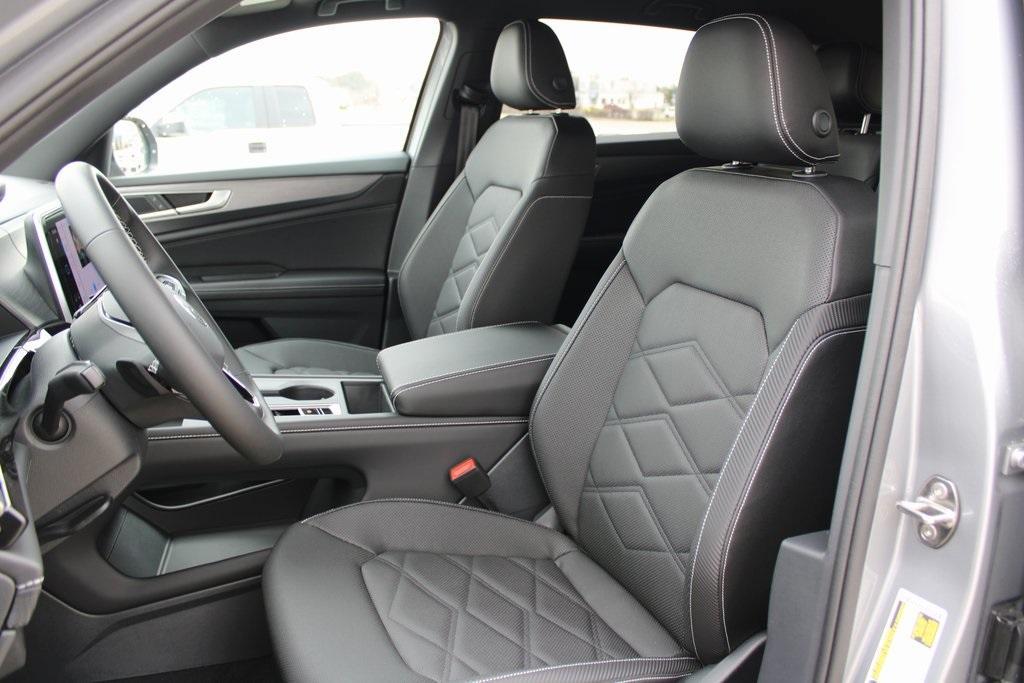 new 2025 Volkswagen Atlas Cross Sport car, priced at $39,336