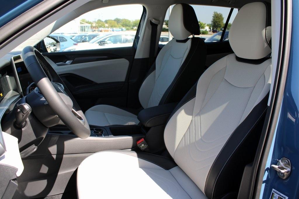 new 2025 Volkswagen Tiguan car, priced at $35,626