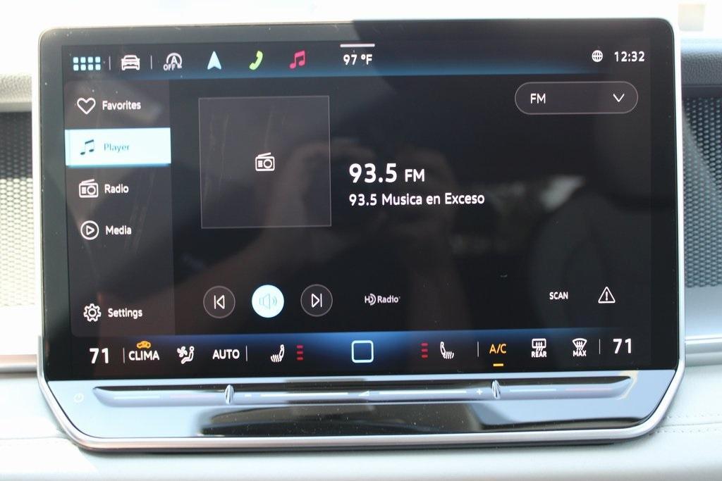 new 2025 Volkswagen Tiguan car, priced at $35,626