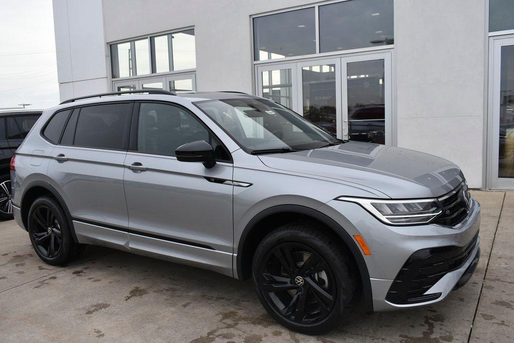 new 2024 Volkswagen Tiguan car, priced at $32,979