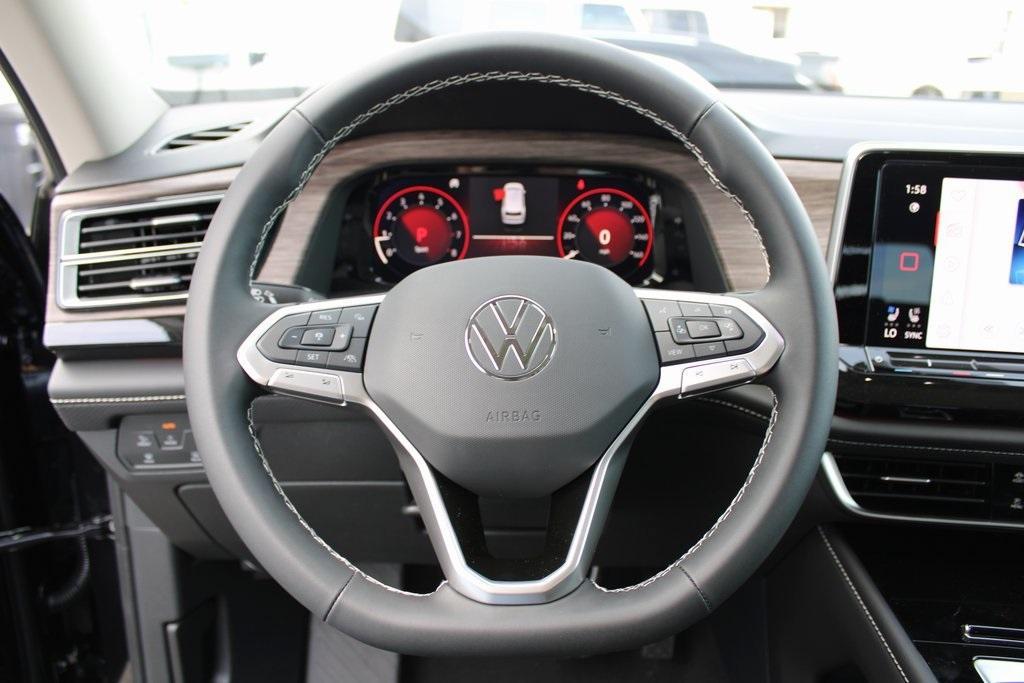 new 2025 Volkswagen Atlas car, priced at $50,450