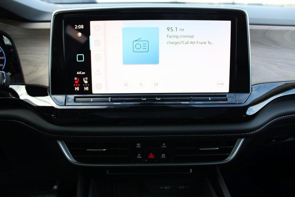 new 2026 Volkswagen Atlas car, priced at $44,717