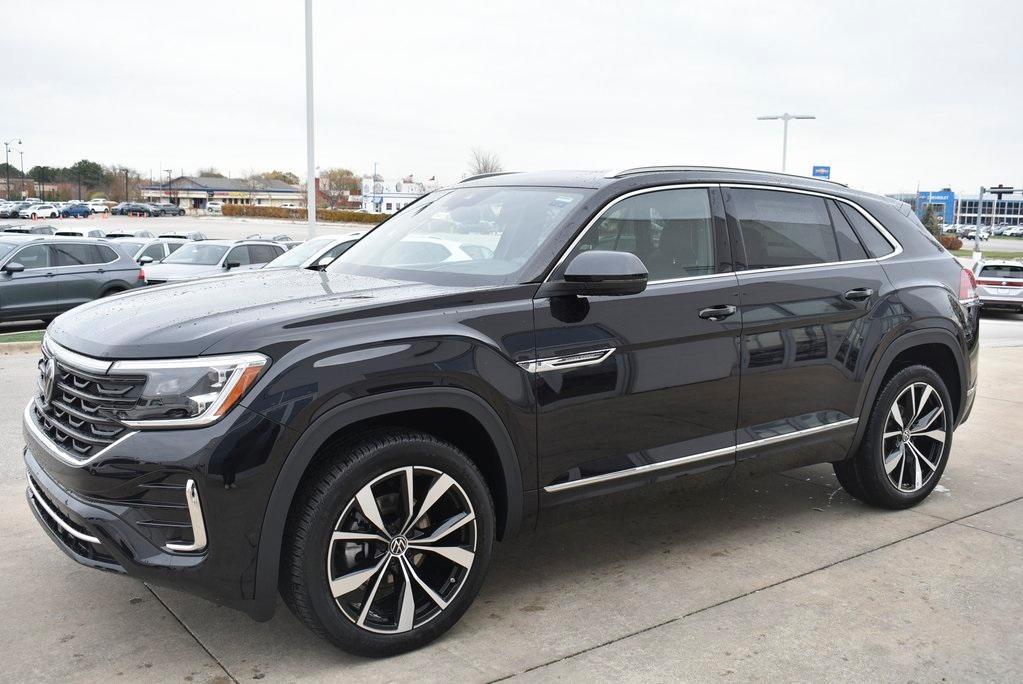 new 2025 Volkswagen Atlas Cross Sport car, priced at $52,467