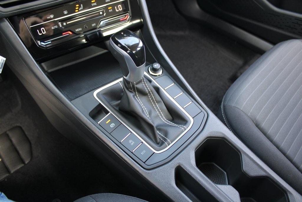 used 2025 Volkswagen Jetta car, priced at $25,574