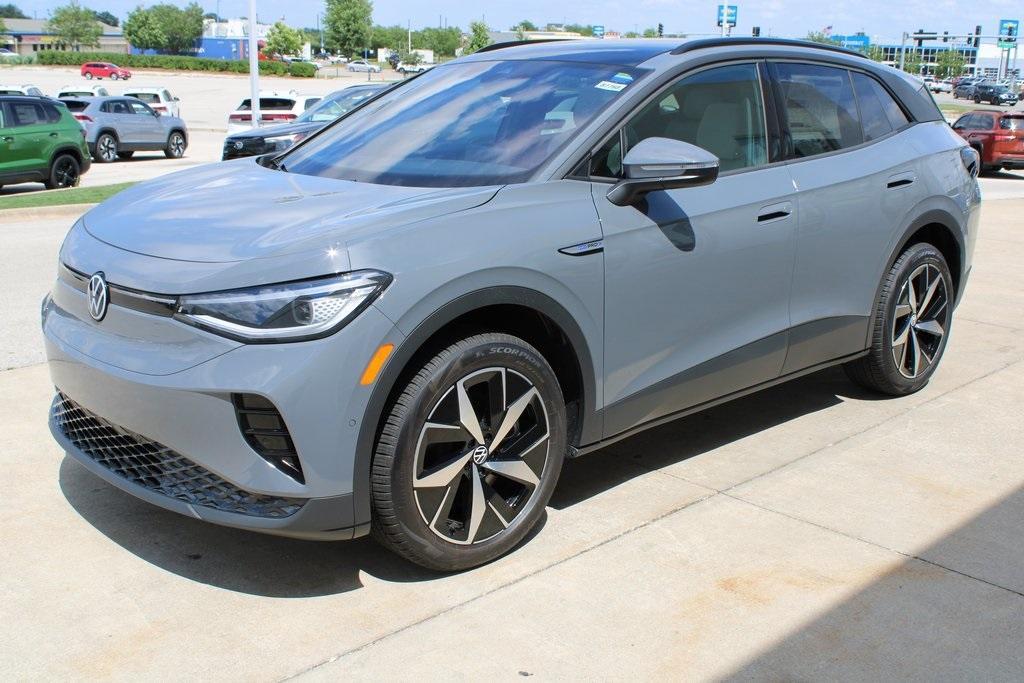 new 2025 Volkswagen ID.4 car, priced at $49,847