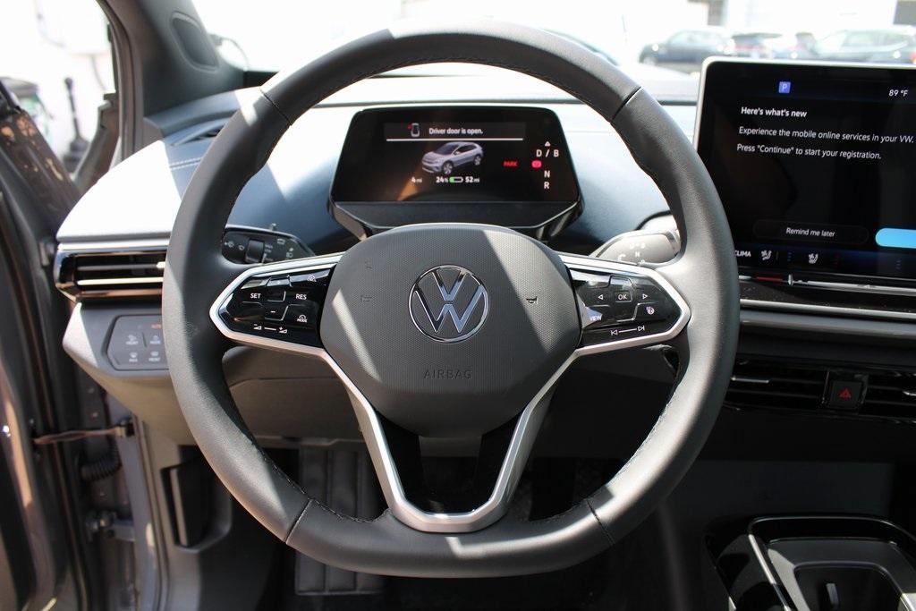 new 2025 Volkswagen ID.4 car, priced at $49,847