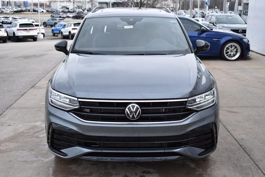 new 2024 Volkswagen Tiguan car, priced at $35,151