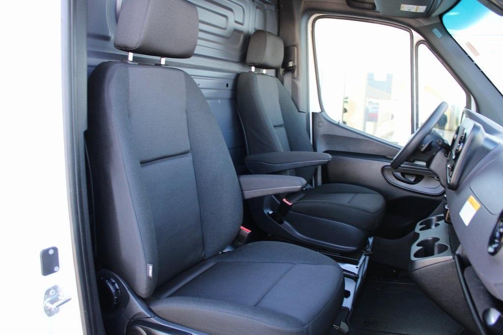 used 2023 Mercedes-Benz Sprinter 2500 car, priced at $38,088