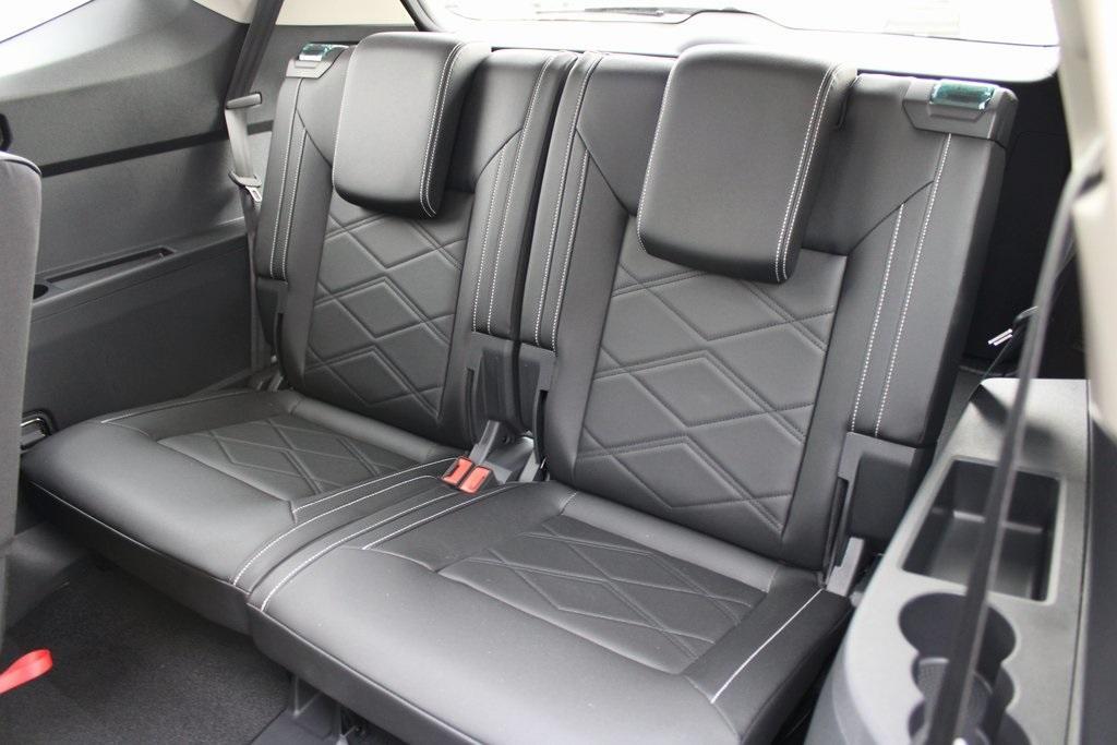 new 2025 Volkswagen Atlas car, priced at $40,145