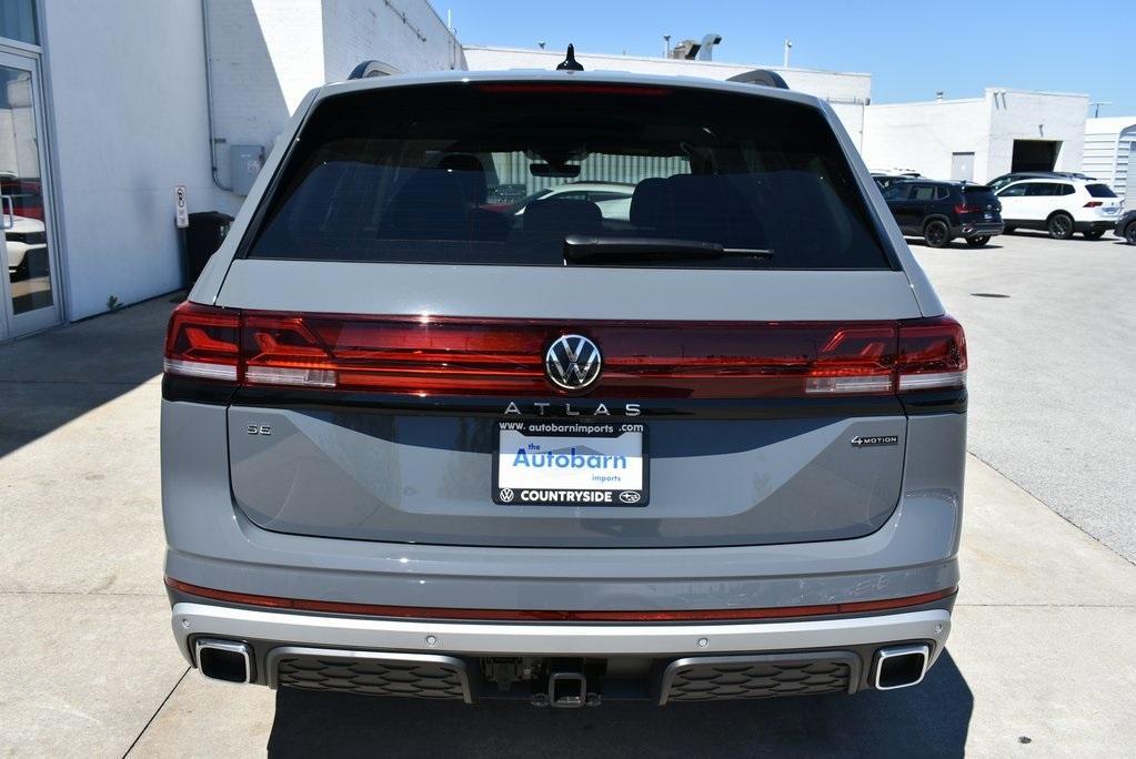 new 2024 Volkswagen Atlas car, priced at $45,227