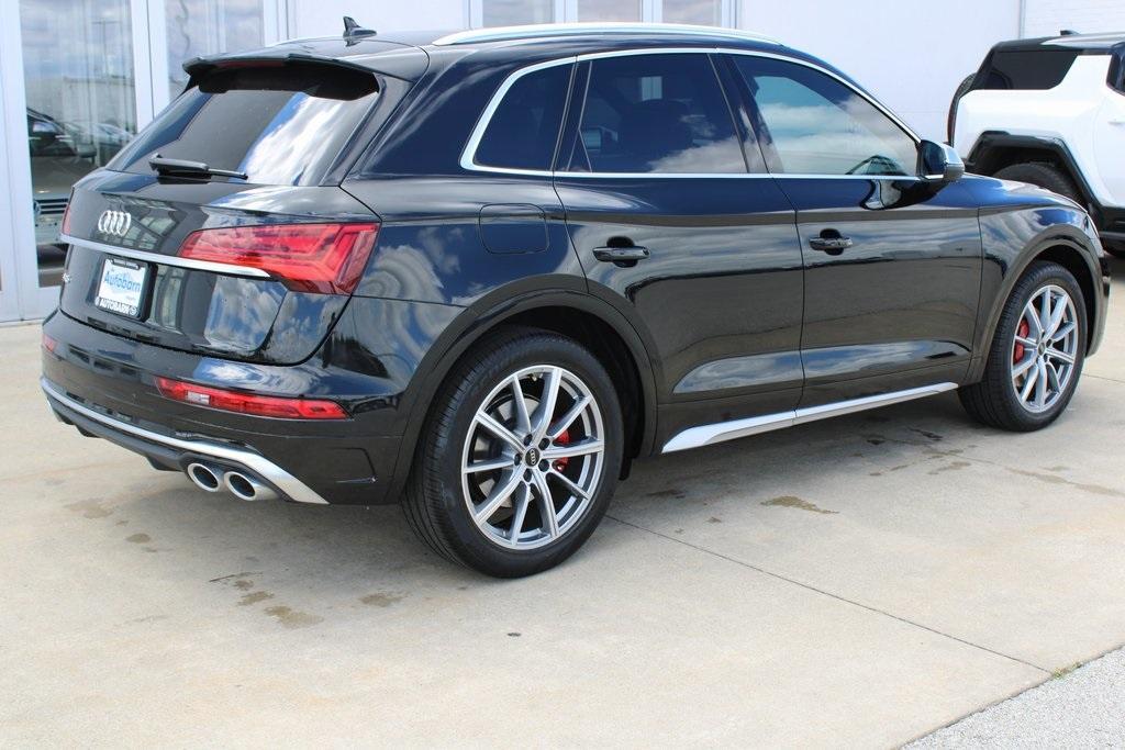 used 2022 Audi SQ5 car, priced at $36,283