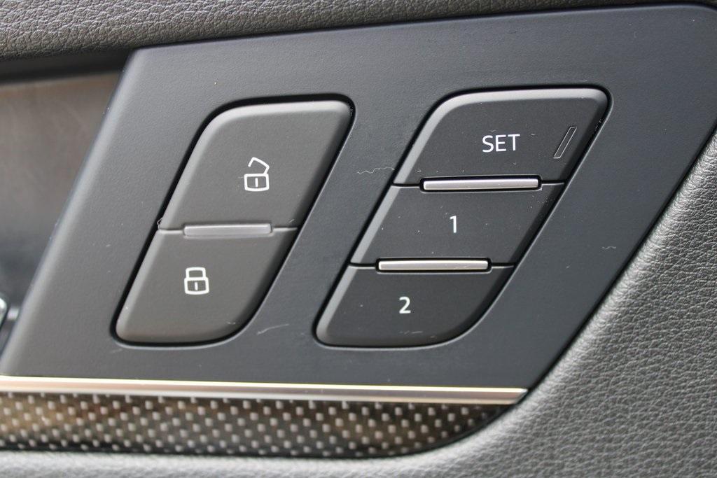 used 2022 Audi SQ5 car, priced at $36,283