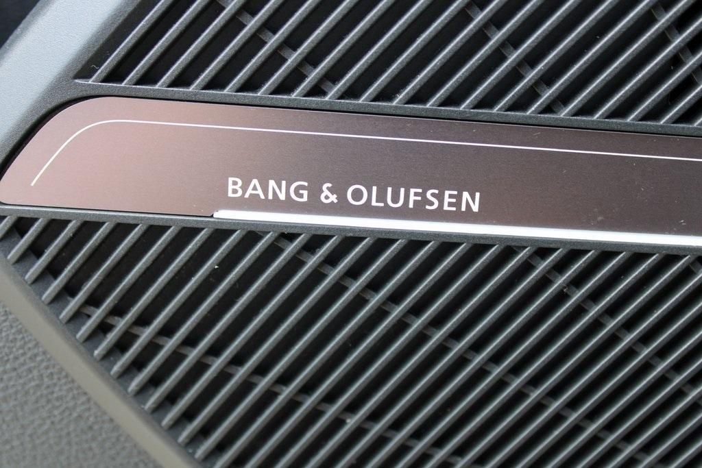 used 2022 Audi SQ5 car, priced at $36,283