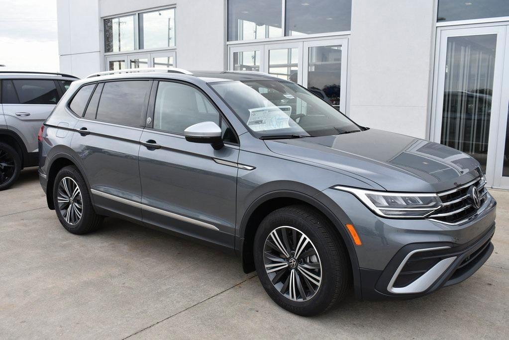 new 2024 Volkswagen Tiguan car, priced at $30,673