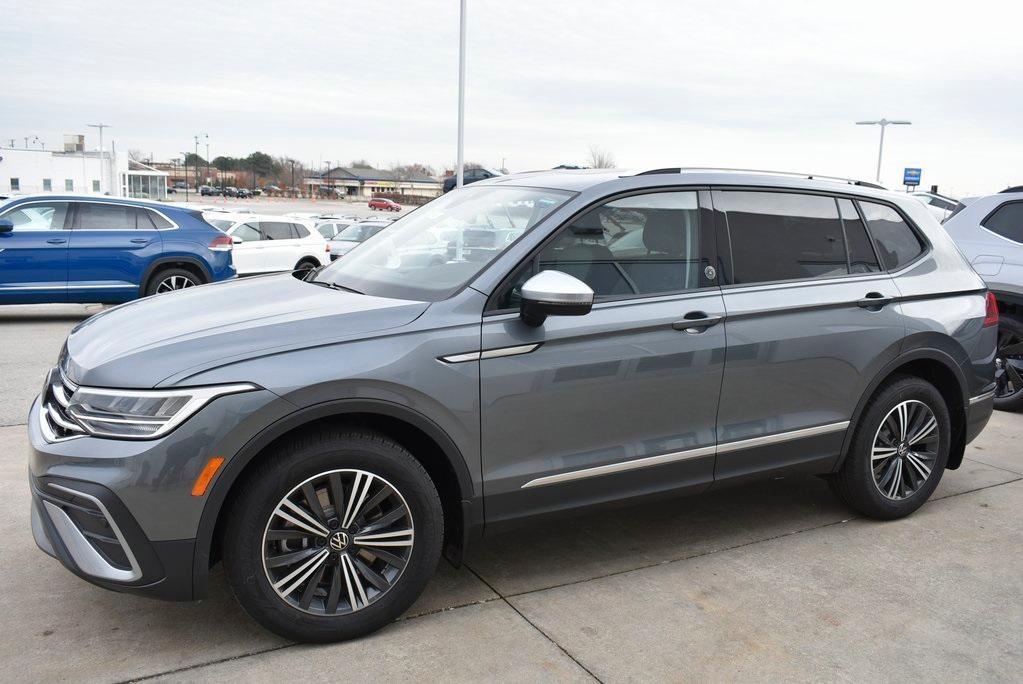 new 2024 Volkswagen Tiguan car, priced at $30,673