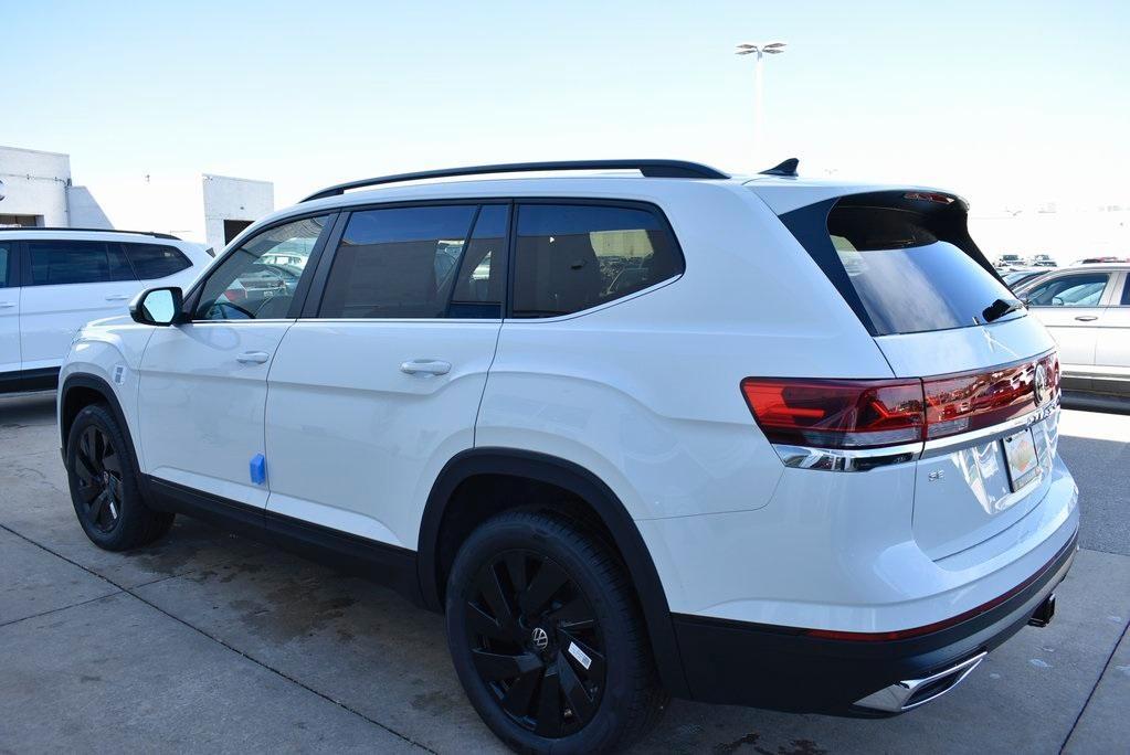 new 2025 Volkswagen Atlas car, priced at $44,778