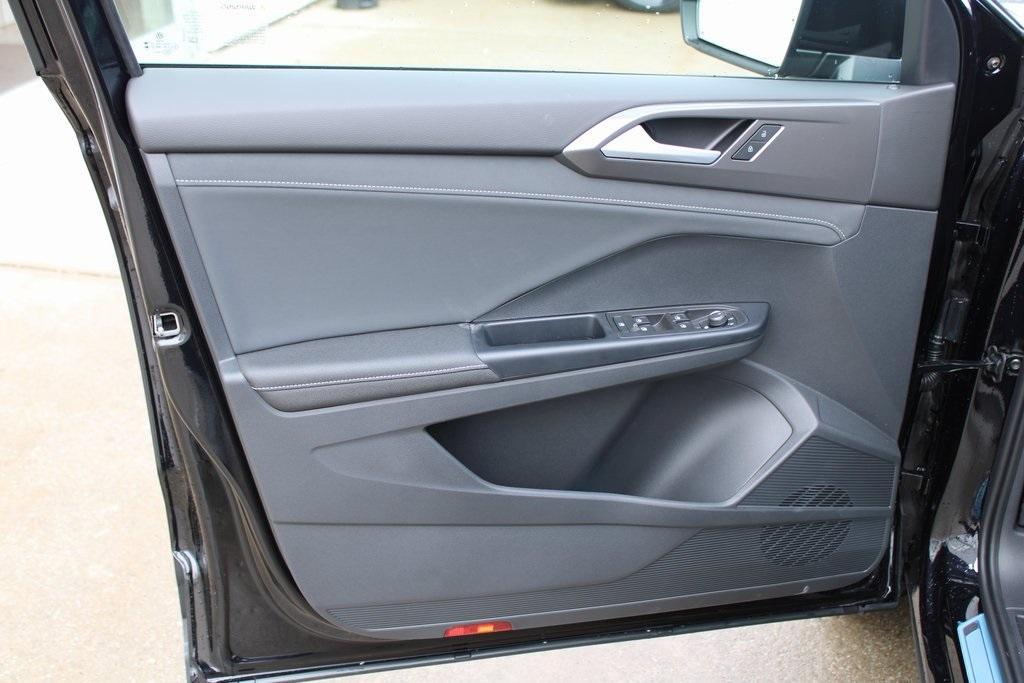 new 2025 Volkswagen Taos car, priced at $32,996