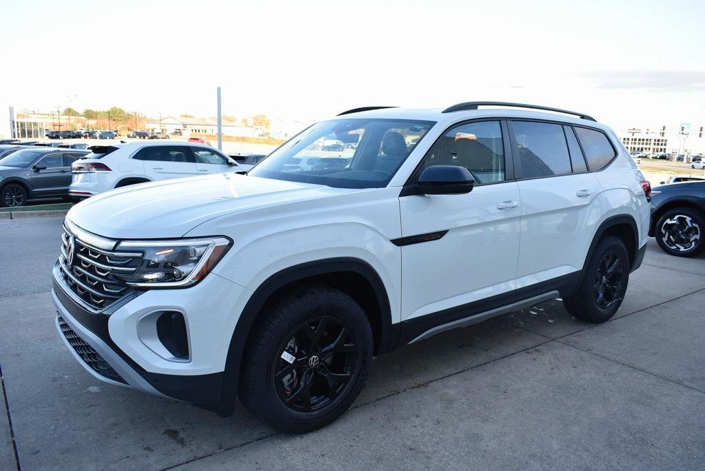 new 2025 Volkswagen Atlas car, priced at $45,109