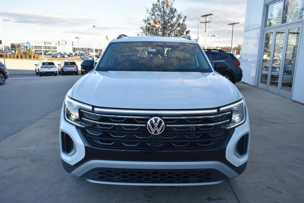 new 2025 Volkswagen Atlas car, priced at $45,109