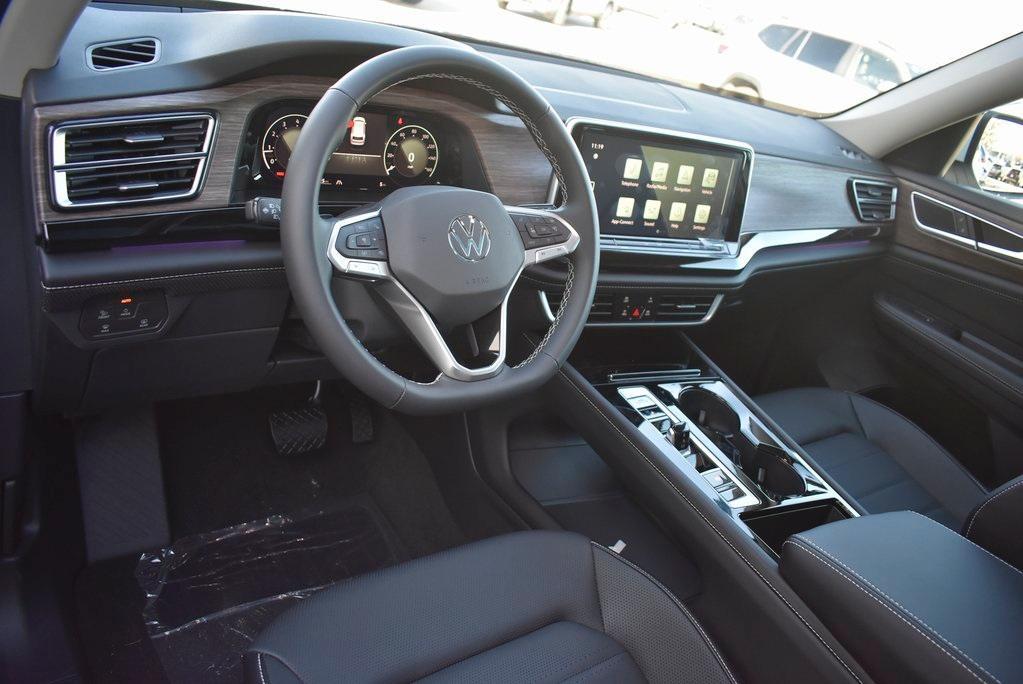 new 2025 Volkswagen Atlas car, priced at $47,639