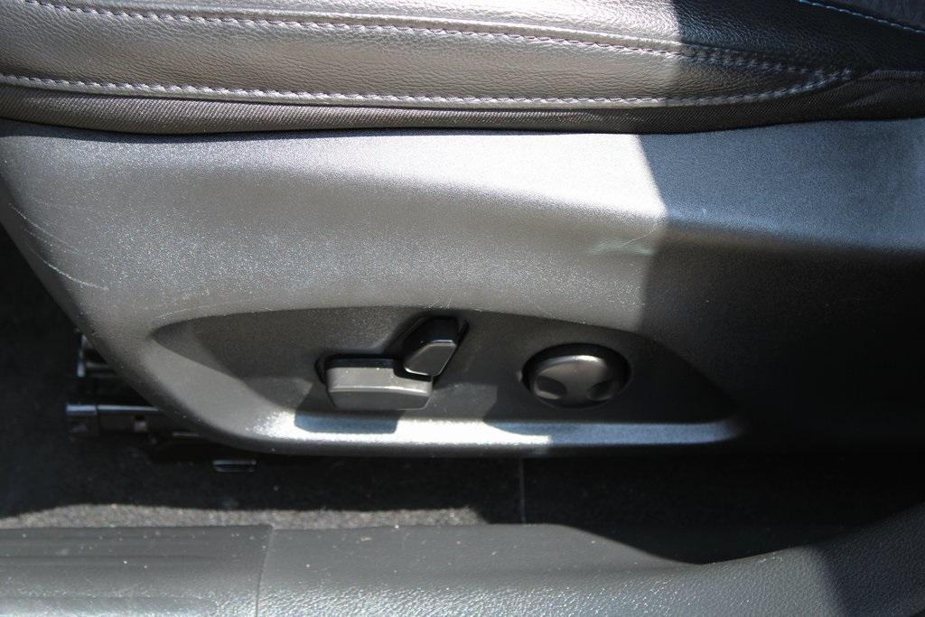 used 2022 Jeep Compass car, priced at $21,000