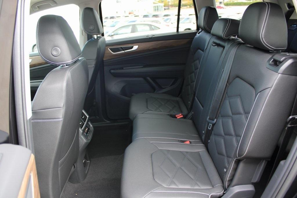 new 2026 Volkswagen Atlas car, priced at $46,717
