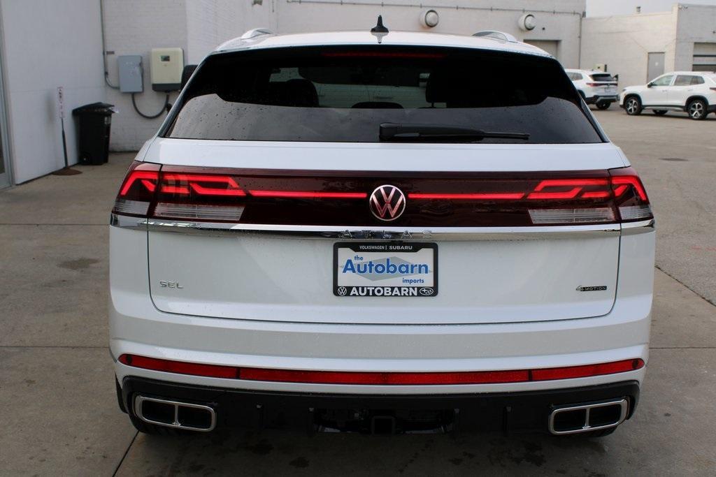 new 2026 Volkswagen Atlas Cross Sport car, priced at $53,601