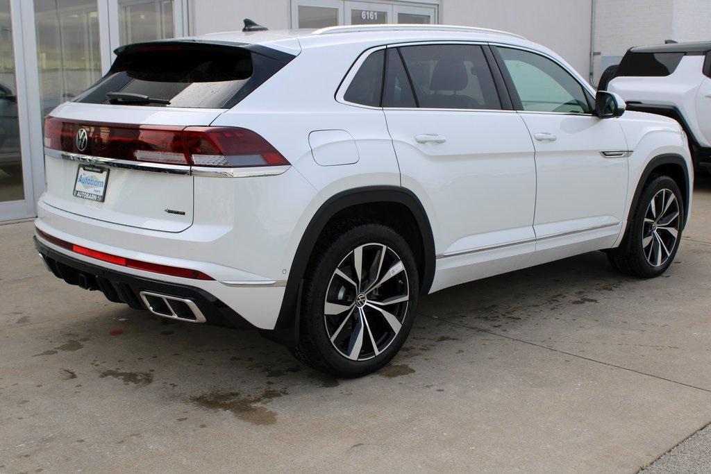new 2026 Volkswagen Atlas Cross Sport car, priced at $53,601