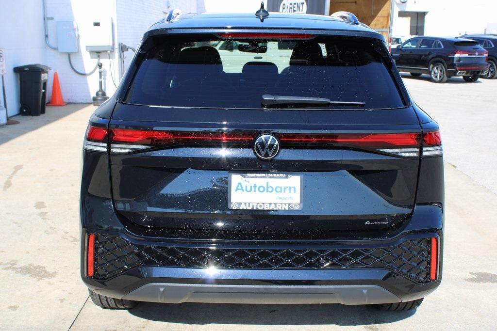 new 2025 Volkswagen Tiguan car, priced at $38,249