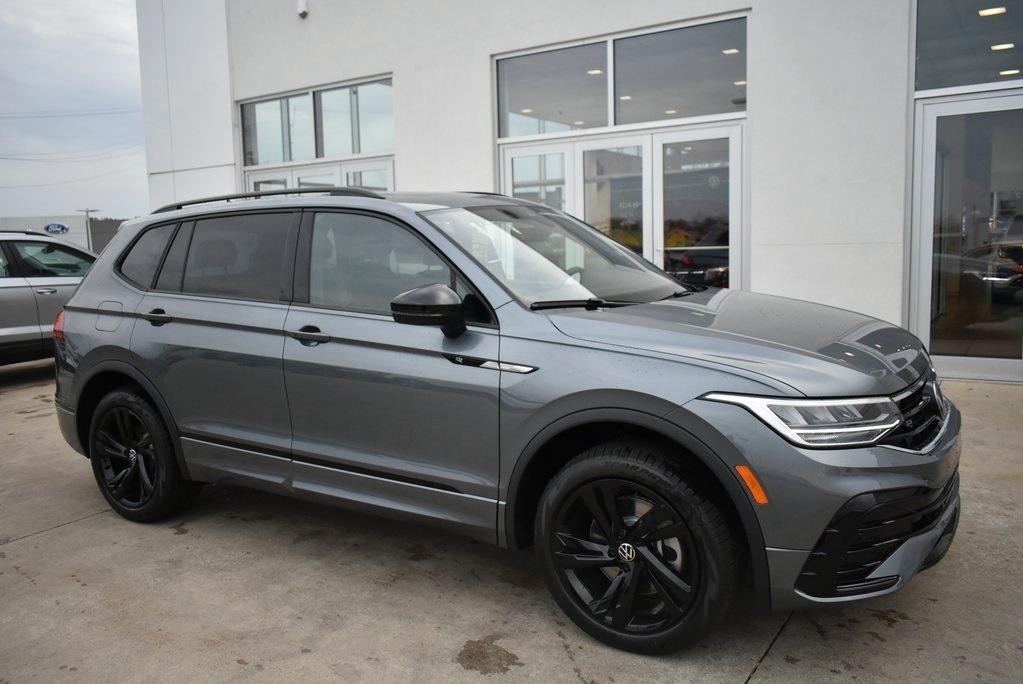 new 2024 Volkswagen Tiguan car, priced at $32,979