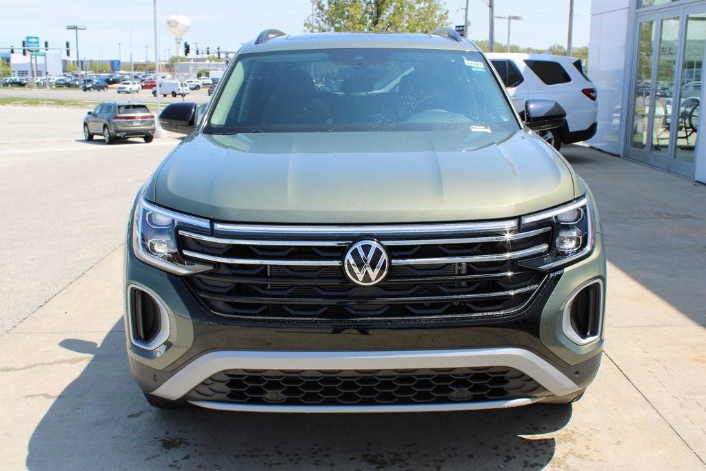 new 2025 Volkswagen Atlas car, priced at $45,577