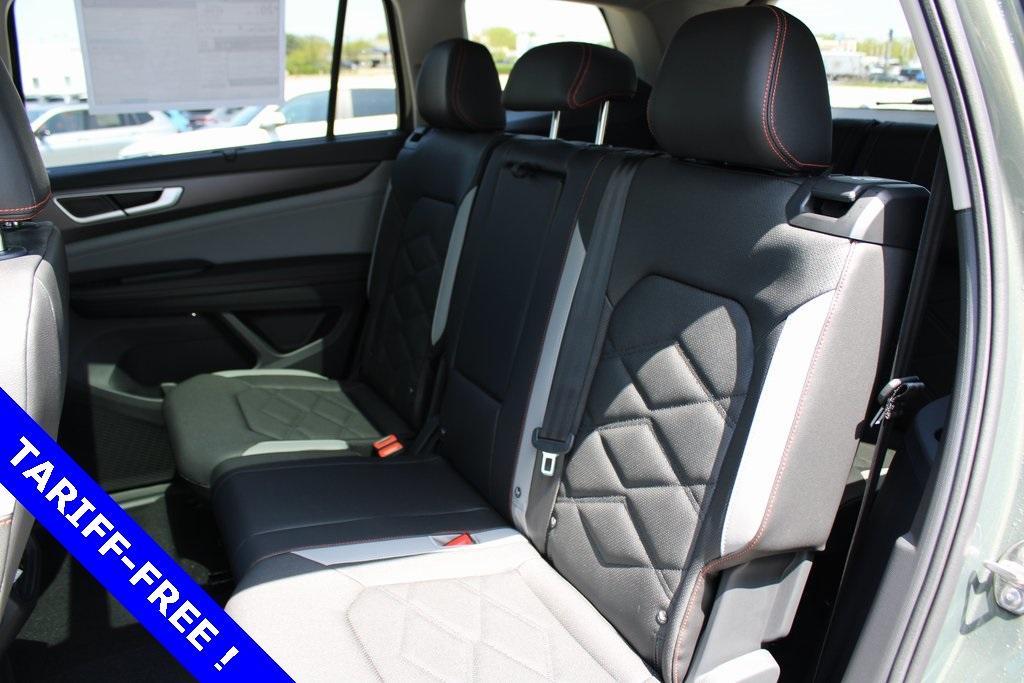 new 2025 Volkswagen Atlas car, priced at $46,077