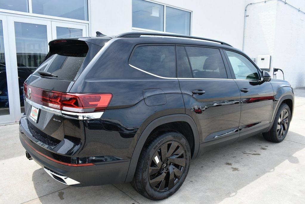 new 2024 Volkswagen Atlas car, priced at $39,490