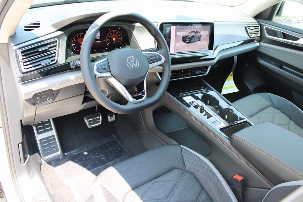 new 2025 Volkswagen Atlas car, priced at $45,463