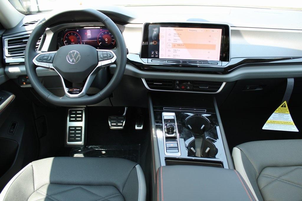 new 2025 Volkswagen Atlas car, priced at $45,463
